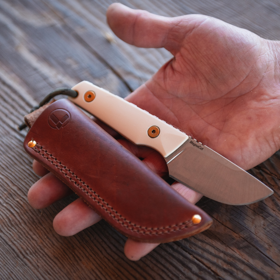 Garage 007 Malloy w/Leather Sheath